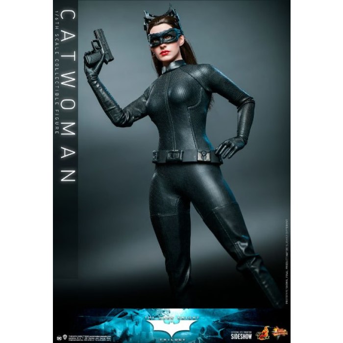 CATWOMAN Sixth Scale Figure by Hot Toys - 909931 - Gamebreaker